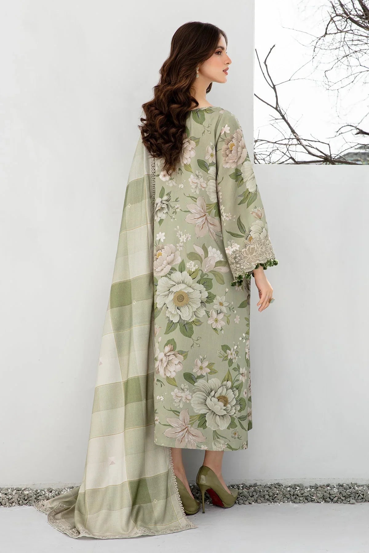 BAROQUE 3PC KARANDI PRINTED SHIRT WITH KARANDI PRINTED DUAPTTA AND TROUSER V261