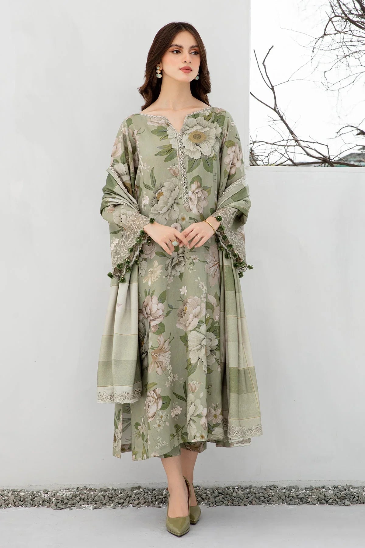 BAROQUE 3PC KARANDI PRINTED SHIRT WITH KARANDI PRINTED DUAPTTA AND TROUSER V261