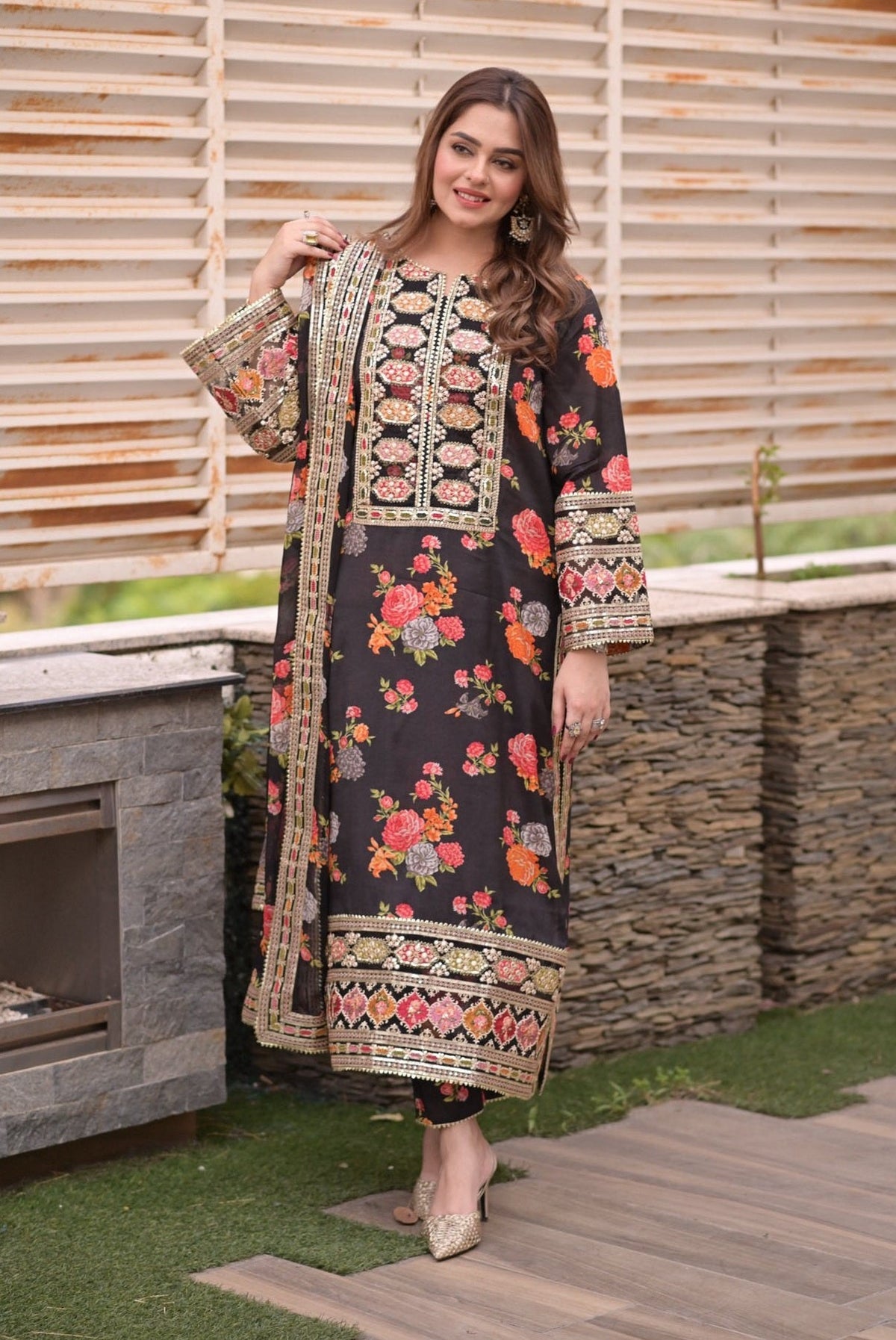 Aneelas Luxury Silk 3 Piece Unstitched Black V263