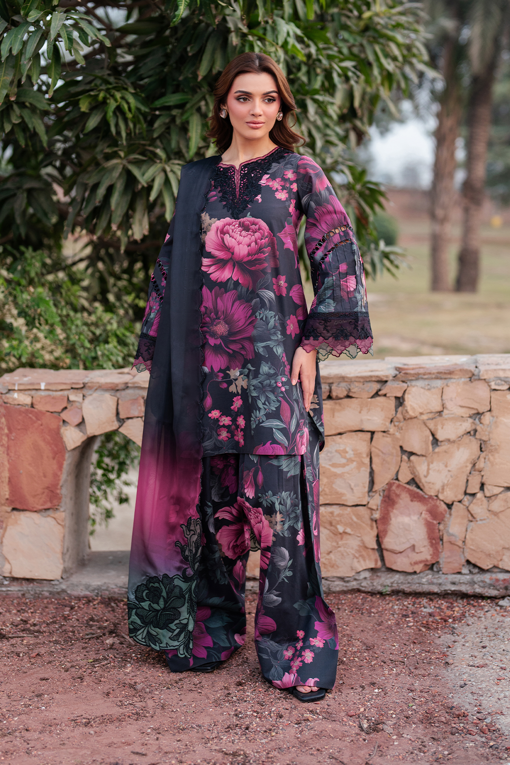 EMBROIDERED PRINTED UNSTITCHED LILEN V204