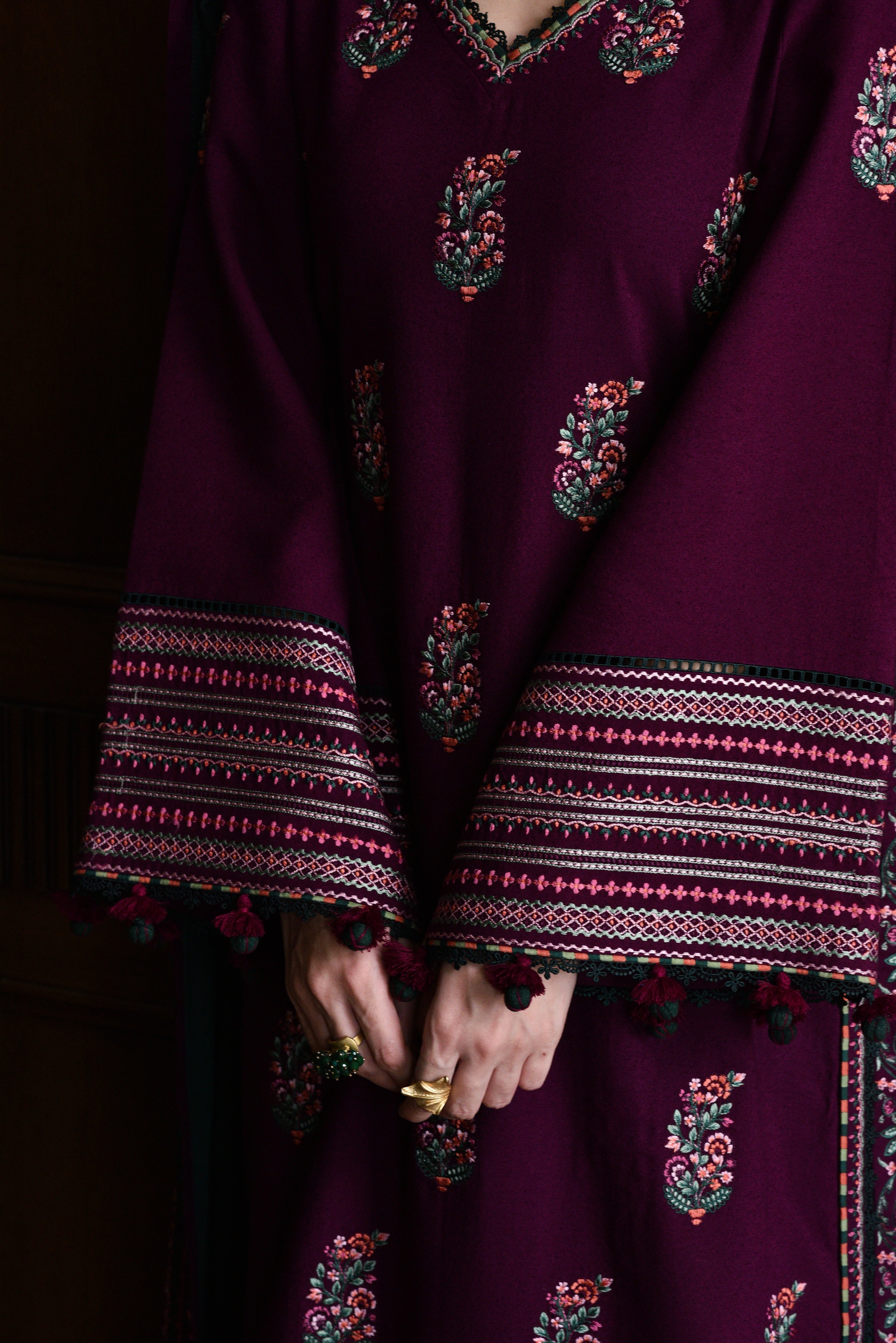 BATIK-3PC DHANAK EMBROIDERED SHIRT WITH DHANAK EMBROIDERED SHAWL AND TROUSER V678