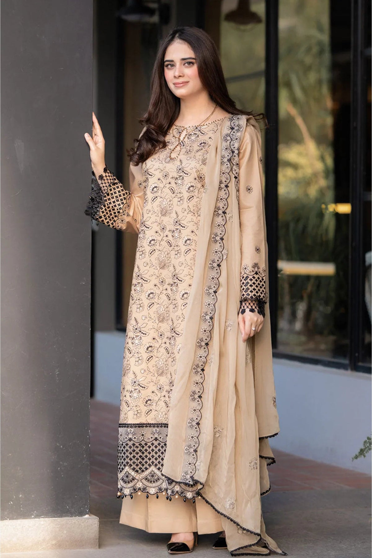 GARNET - 3PC DHANAK EMBROIDERED UNSTITCHED DRESS - 223